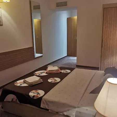 Rin Grand * Бухарест